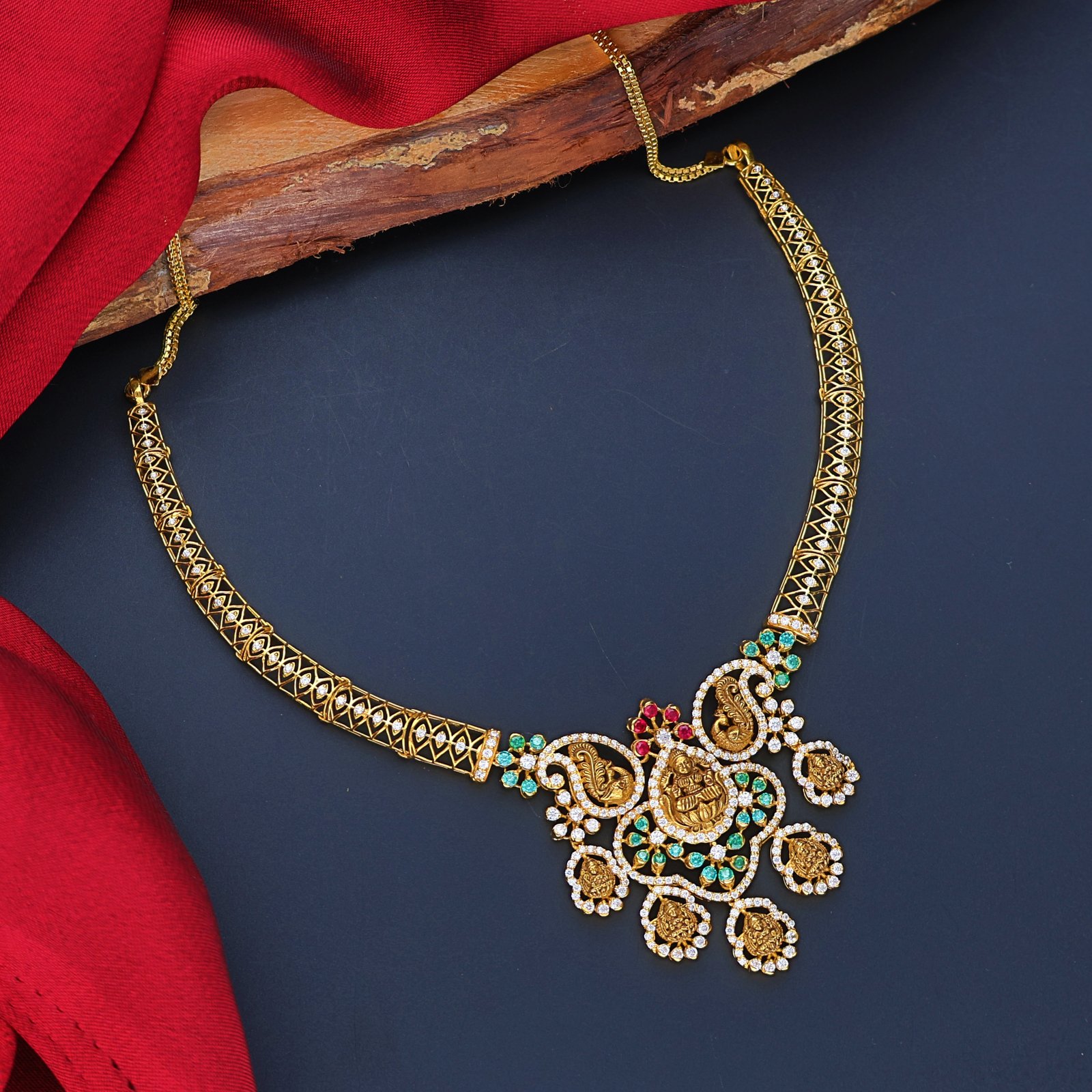 FANCY STONE NECKLACE